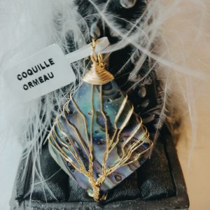 pendentif en ormeau pendentif en ormeau