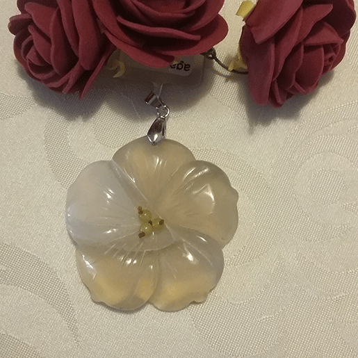 pendentif agate du bostwana fleur