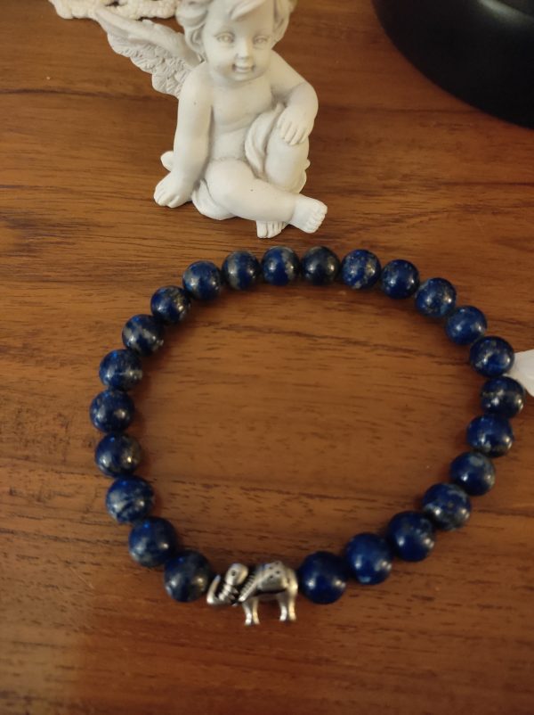 Bracelet en lapis lazuli avec éléphant